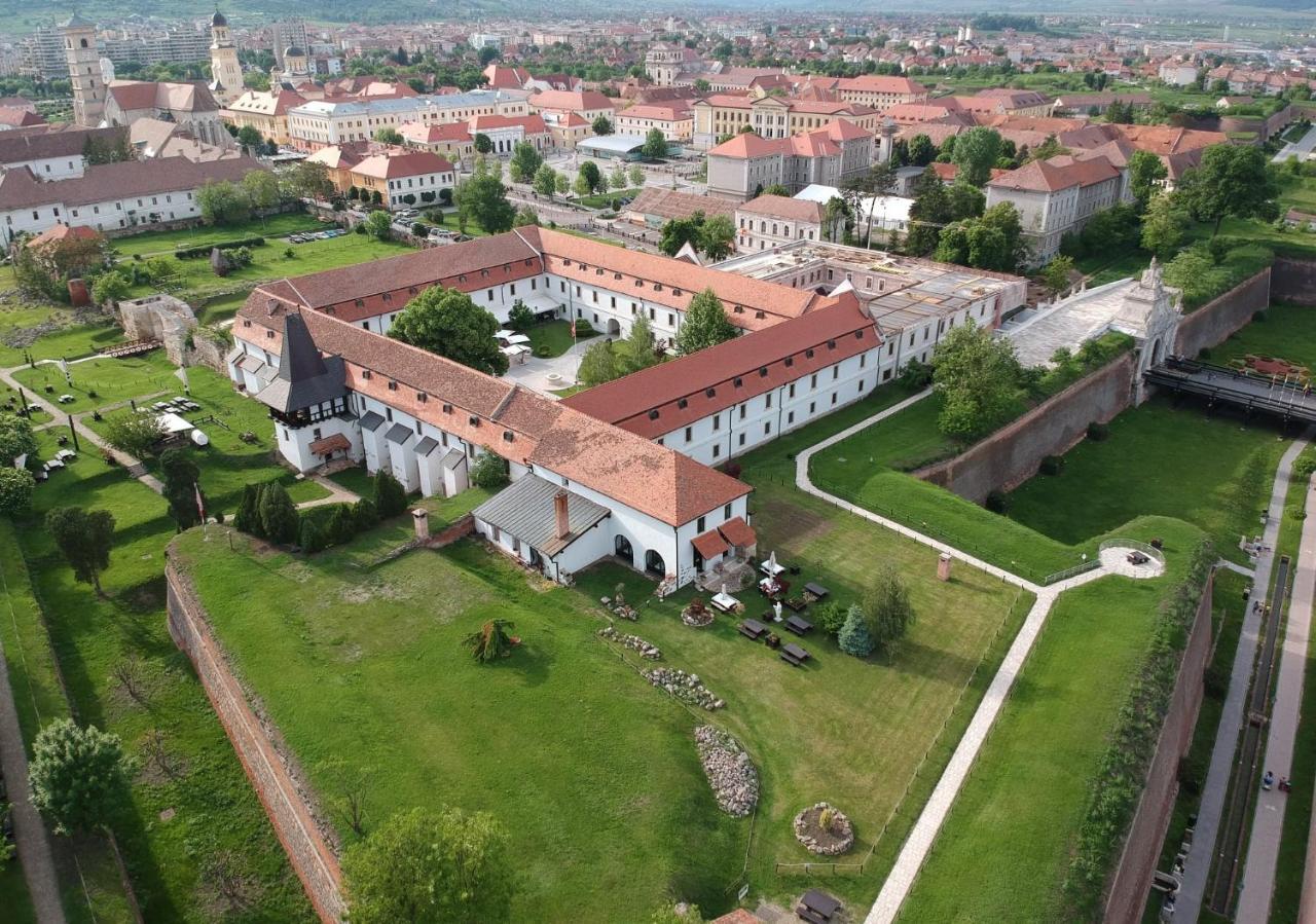 Hotel Medieval Alba Iulia Exterior photo