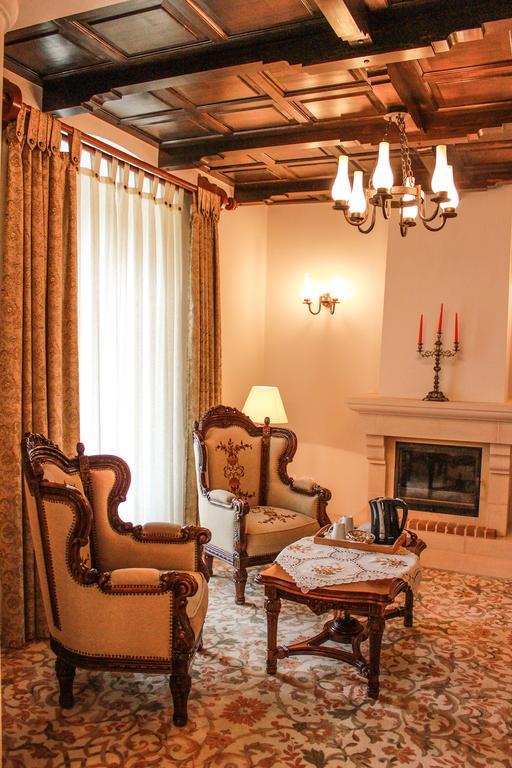 Hotel Medieval Alba Iulia Room photo