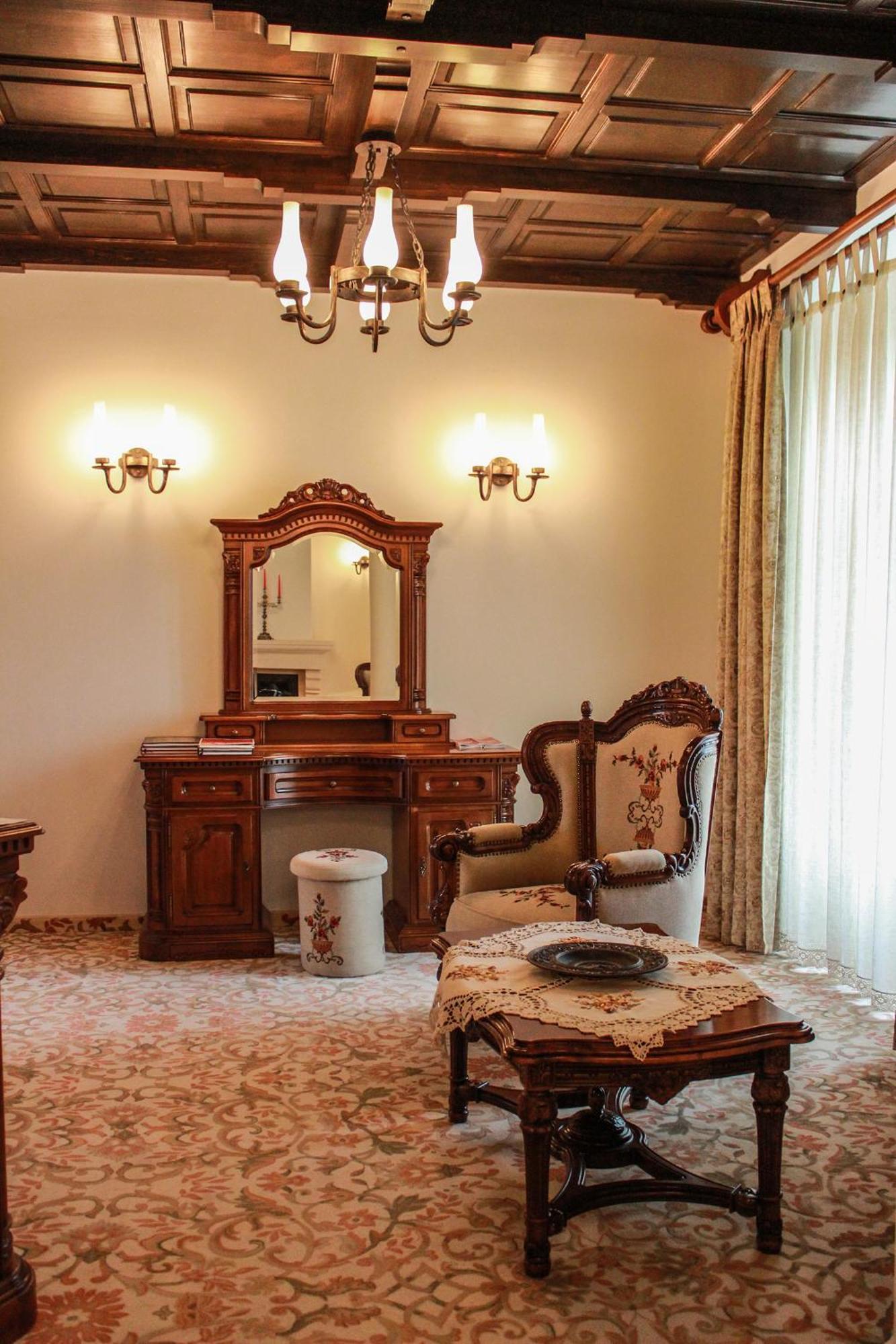 Hotel Medieval Alba Iulia Exterior photo