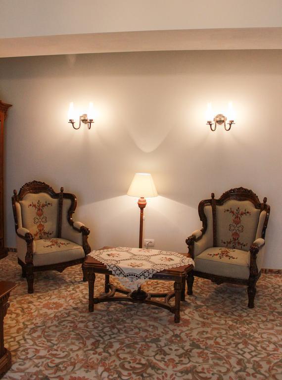 Hotel Medieval Alba Iulia Room photo